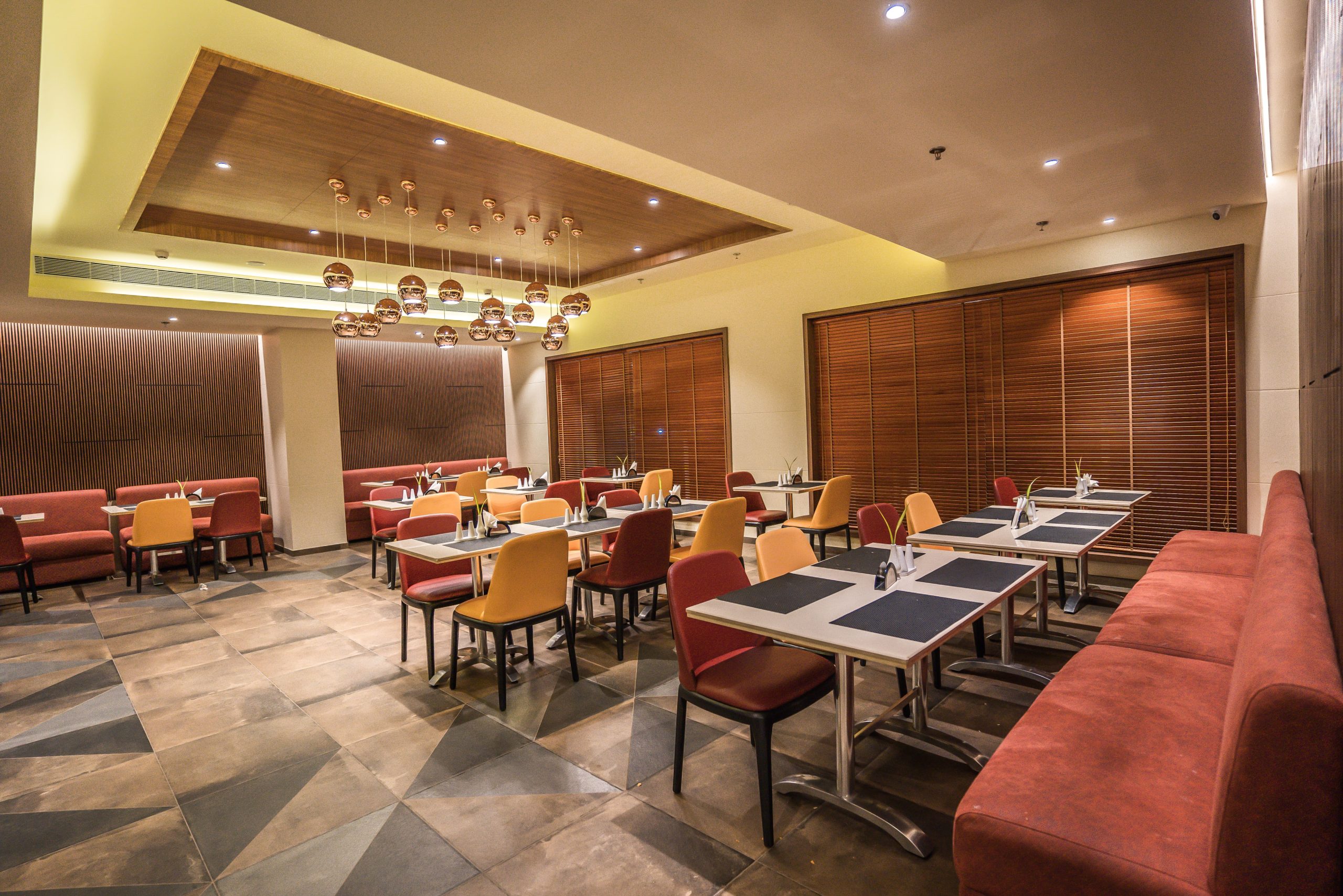 Multi Cuisine Restaurant - Hotel Shakti International Puri
